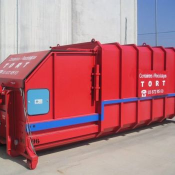 Containers i reciclatges Tort 02